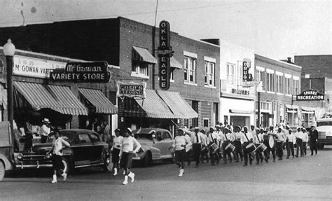 Black Wall Street In Photos: A Black History Month Project From ...