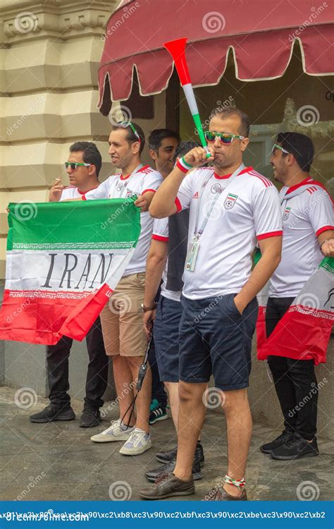 Iranian football fans editorial image. Image of portrait - 182869980