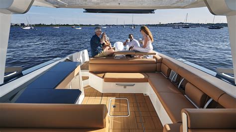 Aviara Boats | Aviara | Premium Luxury Day Boats