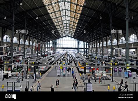 Station hall, Gare du Nord train station, north station, Paris, France ...