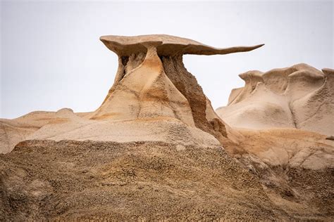 Hiking The Bisti/De-Na-Zin Wilderness New Mexico - The Van Escape