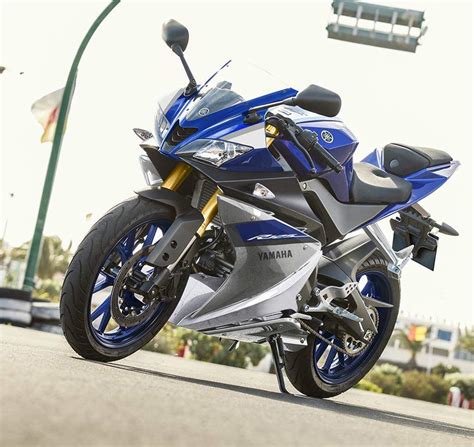 YAMAHA YZF-R 125 (2016-2016) Specs, Performance & Photos - autoevolution