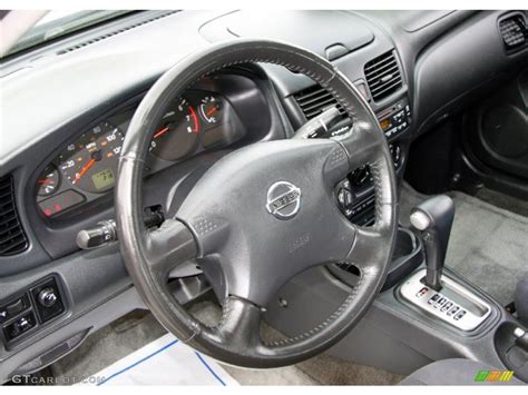 2005 Nissan Sentra 1.8 S Special Edition interior Photo #49809318 | GTCarLot.com