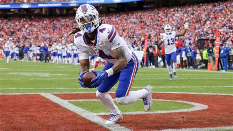 Buffalo Bills running back James Cook: Stats, salary, position, height