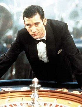 Croupier review (2000) Clive Owen - Qwipster's Movie Reviews