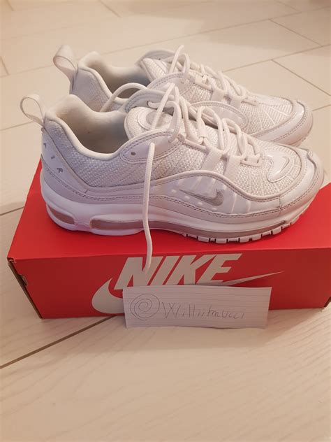 WTS Nike Air max 98 triple white - Meetapp