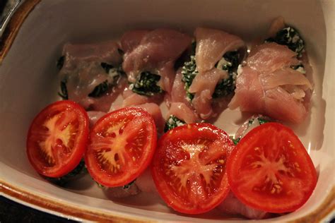 Chicken, Spinach, Goat Cheese and Tomato Casserole - thekittchen