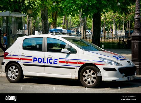 Police car, Paris, France Stock Photo - Alamy