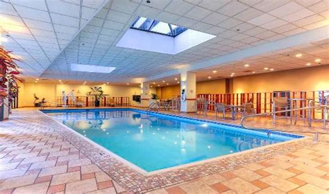 Indoor Pool - Picture of Hilton Salt Lake City Center, Salt Lake City ...