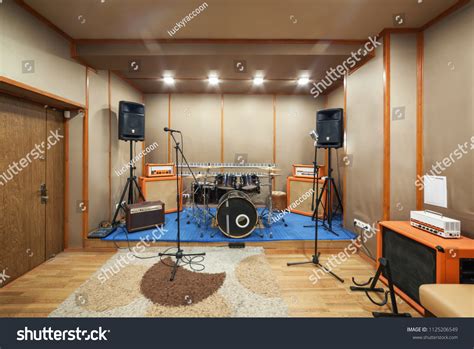 38,556 Musicians Room Images, Stock Photos & Vectors | Shutterstock