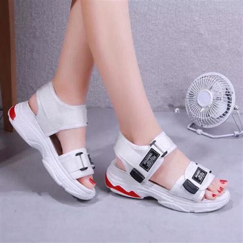 [Siêu giảm giá] Giày sandal học sinh gót đỏ kiểu sáng Hàn Quốc cực đẹp