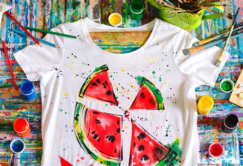 Acrylic Paint on Fabric – Your Guide for Acrylic Painting on Clothes | Acrylic paint on fabric ...