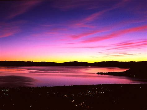 Sunset over Lake Tahoe, California | Tahoe, Sunrise sunset, Beautiful places in the world