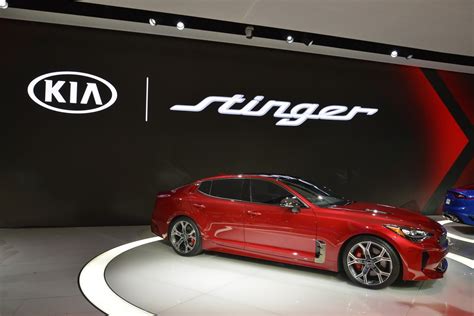 New Kia Stinger Shows Off Its Colors In Detroit | Carscoops