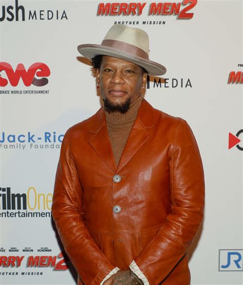 D.L. Hughley Talks Passing Out Onstage, COVID-19 Diagnosis, and His New ...