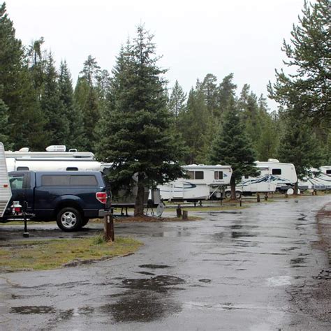 Yellowstone National Park: 12 RV Parks and Campgrounds inside the Park