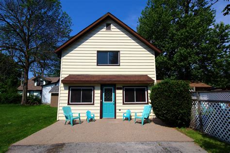 Kozy Kottage - Crystal Beach Cottage Rentals | 1-855-300-4476