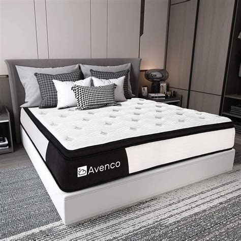 The 10 Best Hybrid Mattresses of 2021 — ReviewThis