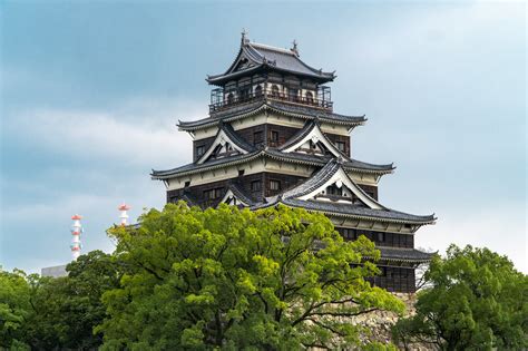 Hiroshima Castle - Tourist in Japan