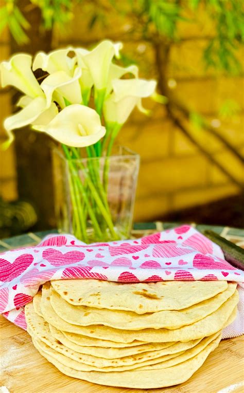 Homemade Tortillas De Harina(flour tortillas) - Fond Memories And Recipe — Molé Mama