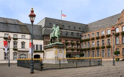 Altstadt (Düsseldorf) - Wikipedia