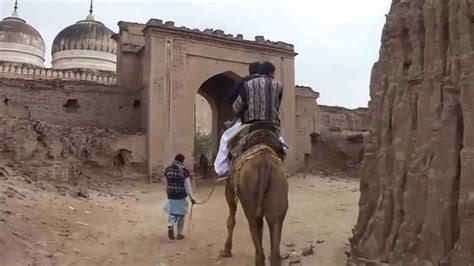 Derawar Fort Bahawalpur Cholistan Desert 14 Feb 2011 Pakistan - YouTube