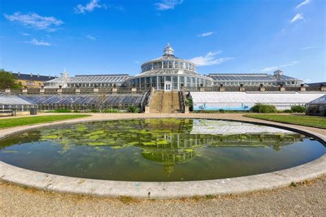 Botanical Garden, Copenhagen Editorial Photo - Image of pond ...