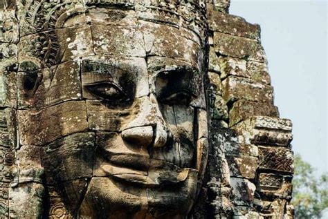 Bayon Temple Guide - The Smiling Faces of Angkor - Just Siem Reap