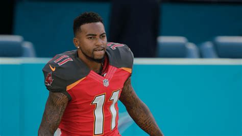 Follow Friday: Tampa Bay Buccaneers WR DeSean Jackson