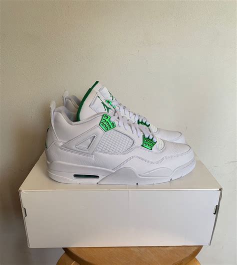 Nike Jordan 4 “metallic green” | Grailed