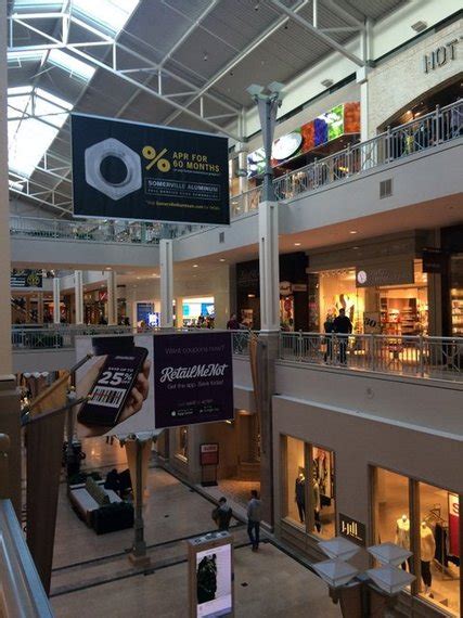 Evidence of Affluence: Subtle Clues at Northern Jersey's Bridgewater Commons Mall | HuffPost