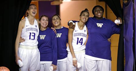 Washington Women Paint a Target on Those Other Huskies - The New York Times