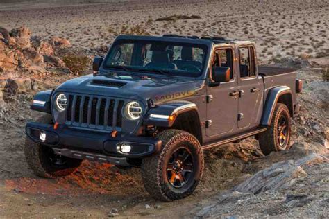 2021 Jeep Gladiator Review - Autotrader