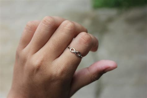 Silver Infinity Ring: The Complete Guide to Infinity Rings – Fashion ...