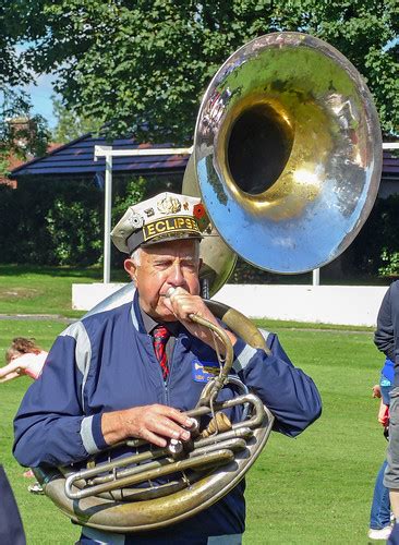 Sousaphone | Eclipse Jazz Band, Sowerby Bridge Rushbearing F… | Flickr