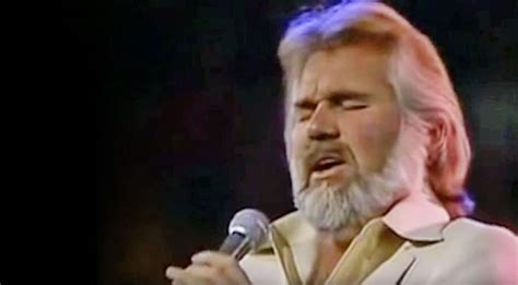 Kenny Rogers Sings About Love In 1980 Performance Of ‘Lady’