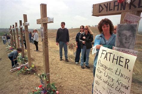 Eric Harris And Dylan Klebold Graves