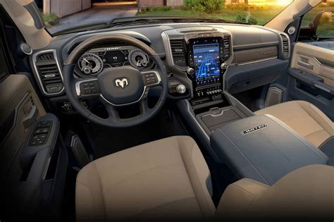 Dodge Ram 2500 Interior