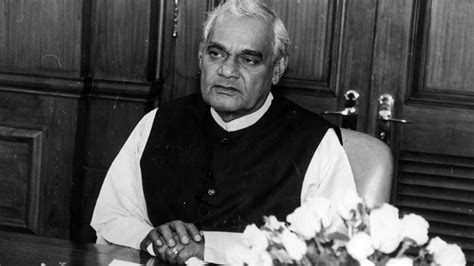 EX PM Atal Bihari Vajpayee had cancer Journalist Neerja Chowdhury - अटल बिहारी वाजपेयी को था ...