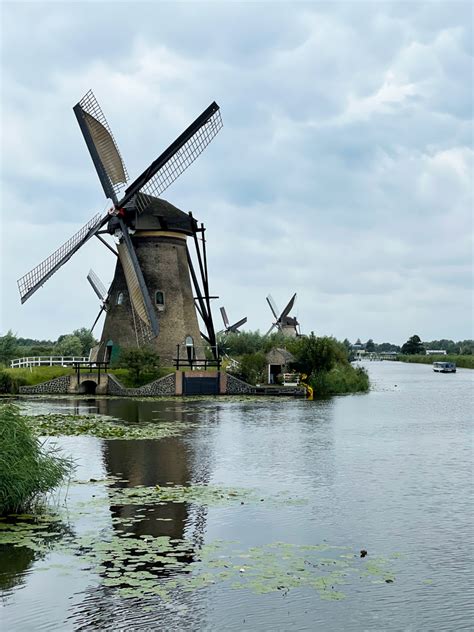 Journey to Kinderdijk: The Iconic Windmills of the Netherlands - Liz ...