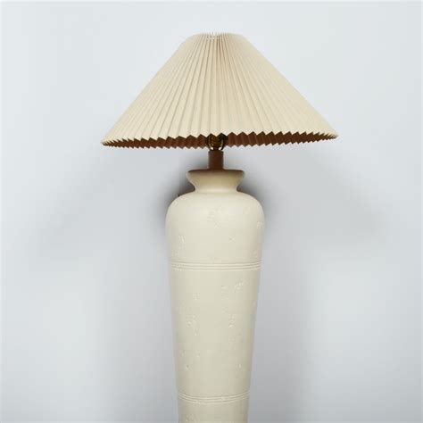 White Ceramic Floor Lamp | EBTH