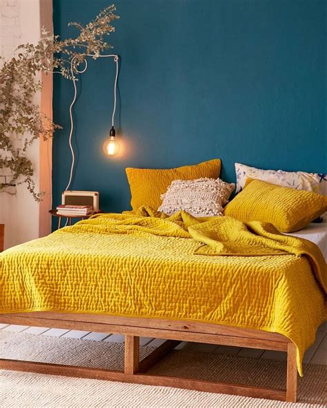 9 Bedroom Color Schemes for People Who Like to Keep it Trendy