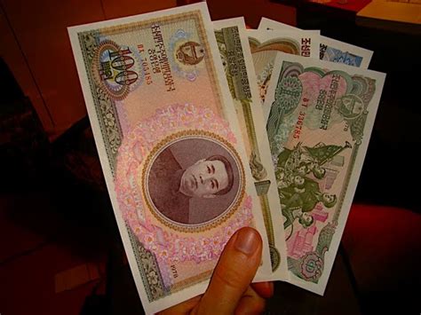 North+Korean+currency (image)