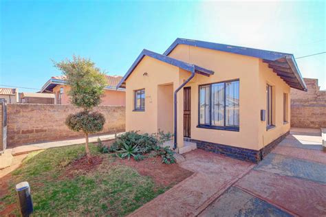 2 Bedroom House for Sale in Protea Glen | Soweto - South Africa | IA0002094605 | ImmoAfrica.net