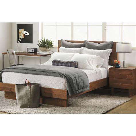 Hudson Bed - Modern Bedroom Furniture - Room & Board | Modern bedroom furniture, Bedroom ...