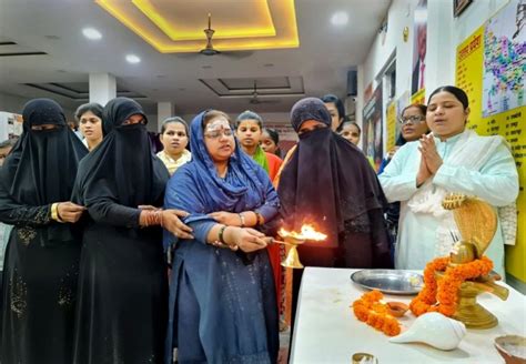 In pics: After Gyanvapi verdict, celebrations break out on streets of ...