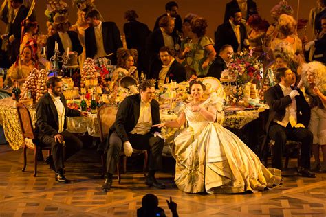 La traviata shows Houston how to arise
