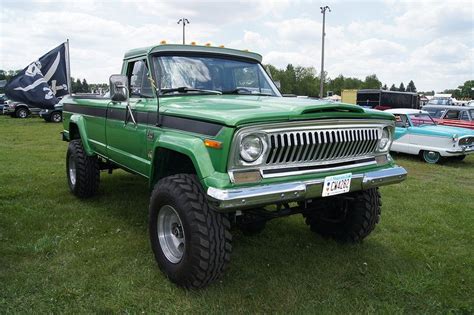 1977 J-10 AMC v8 | Jeep truck, Vintage jeep, Jeep cars