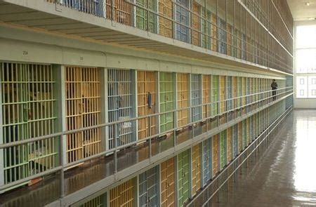 Oregon inmate with coronavirus: ‘They told us we’d be treated humanely. That’s not the case ...