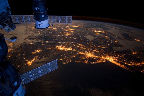 Earth from Space: Stunning 4K Ultra HD View from the International ...